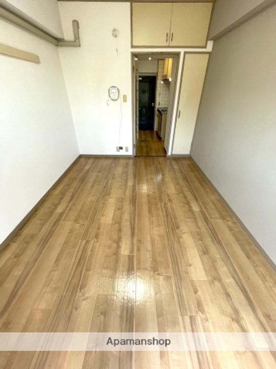 プチメゾン大淀107の居間