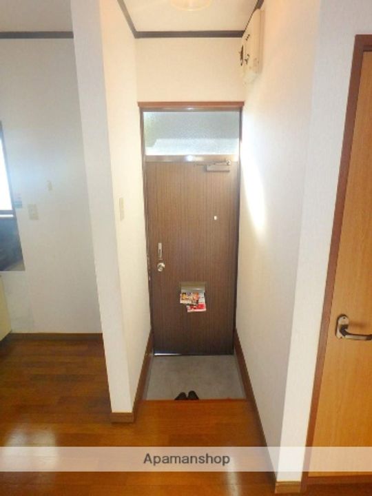 ミュータスハウス102の玄関