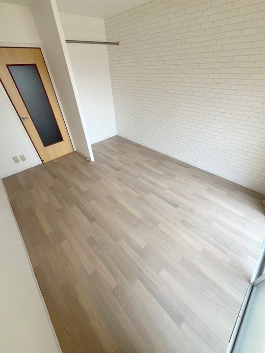 ライヴリー加納207の内装