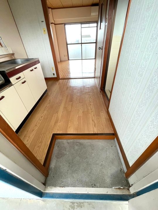 コーポ池内403の玄関