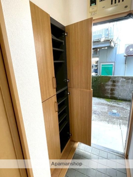 フローラ神宮106の内装