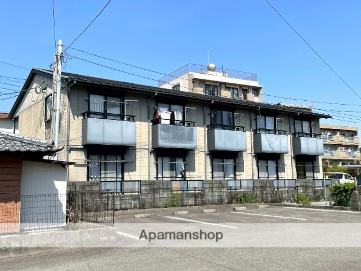 フローラ神宮106の外観