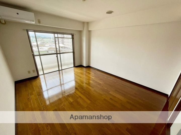 コスモ恒久407の内装