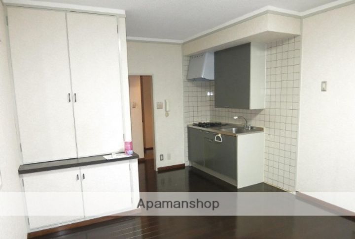 ルート宮崎108の居間