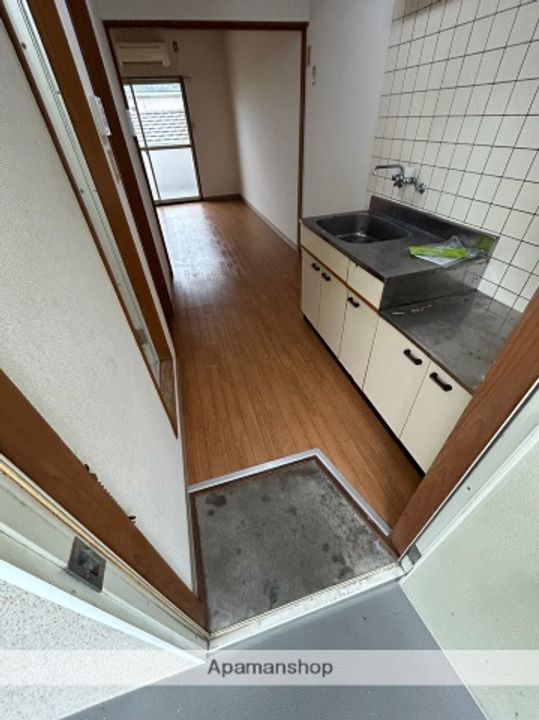 サンシャインハイツAの玄関