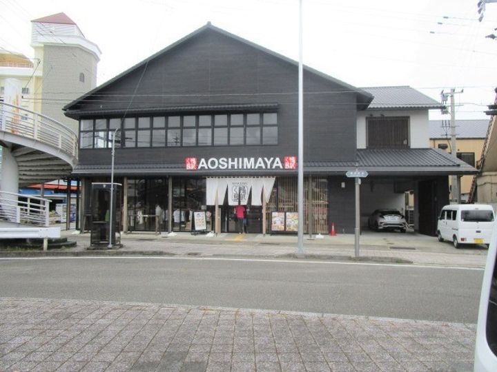 LOCO BEACH403の周辺