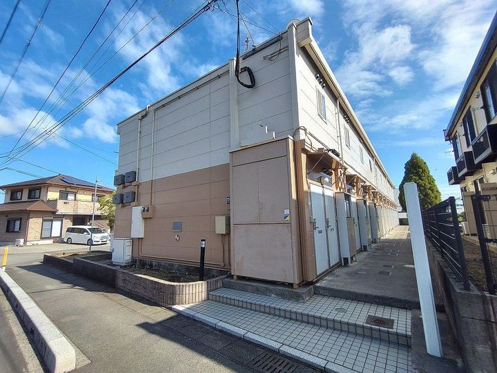 レオパレスザファースト208の外観