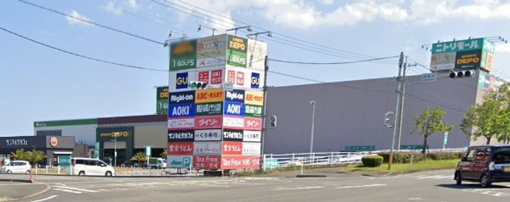 レオパレス源藤Ⅳ110の周辺