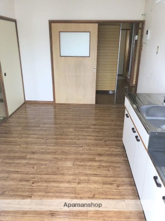 MEハイツB103の居間