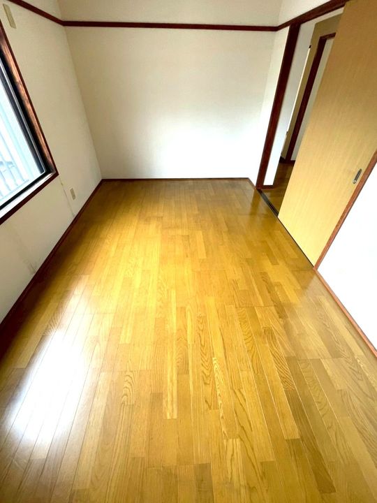 クレシェンテ恒久101の内装
