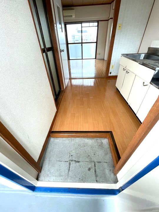 コーポ池内307の玄関