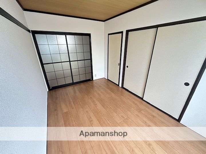 片岡コーポ201の居間