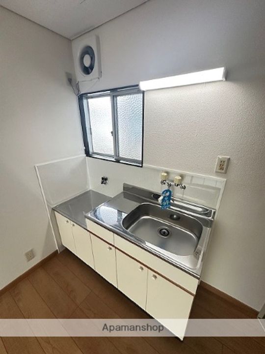 片岡コーポ201のキッチン