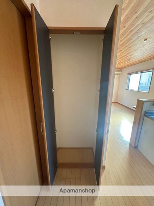 ラパン郡元の内装