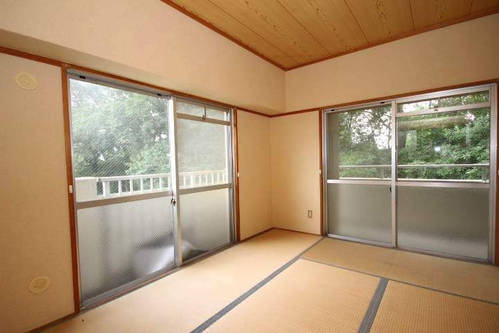 アーバン都城の内装