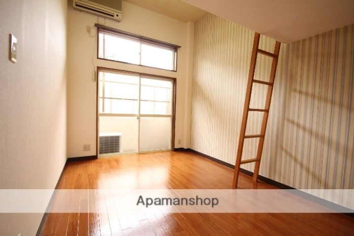 メイプルコート一万城 A・B・C棟C103の内装