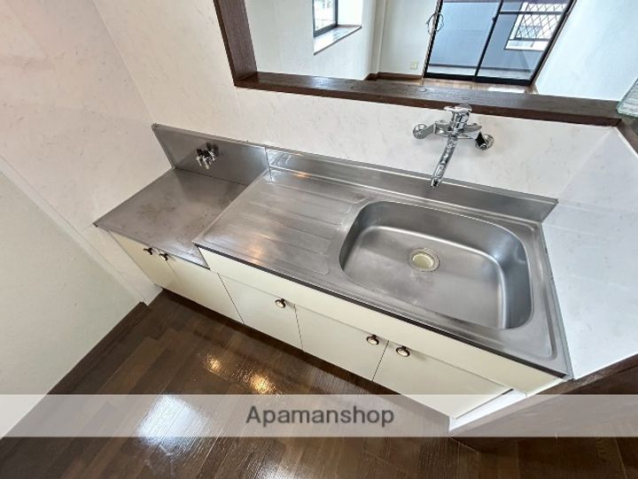 MT番館205の内装