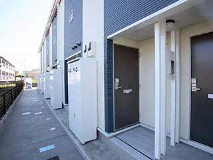 レオネクストリヴァーノームの外観