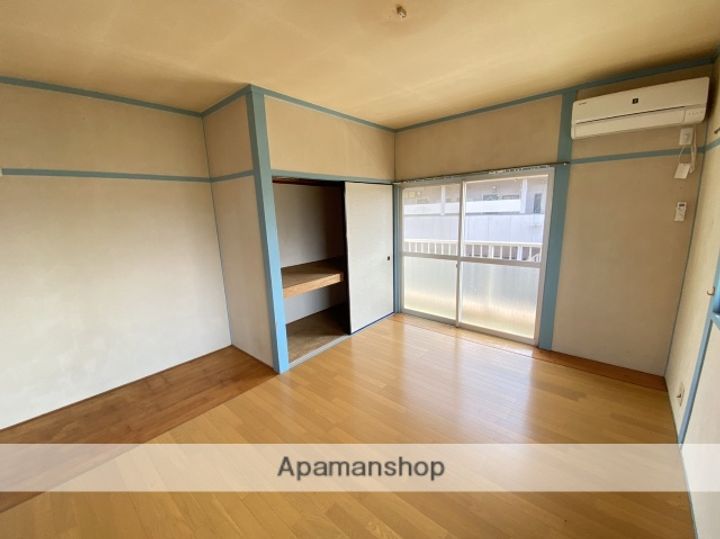 宮元アパートの内装