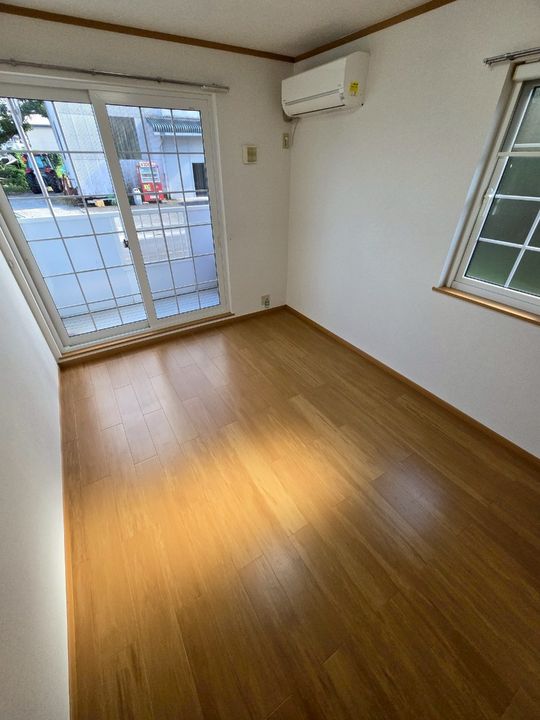 パールヴィレッジRE Aの居間