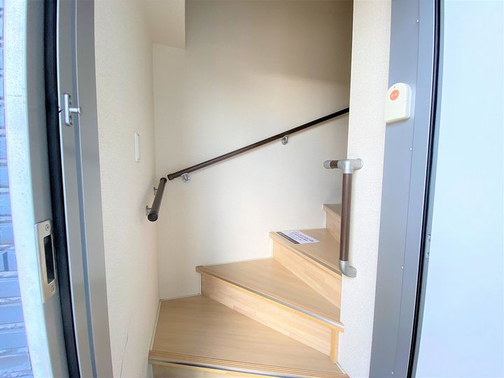 レオネクストひかり209の玄関