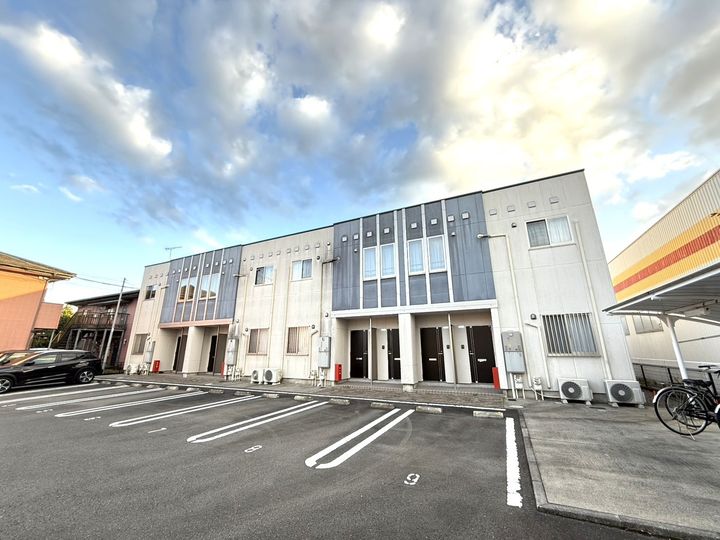 グランバージュ早水00201の外観