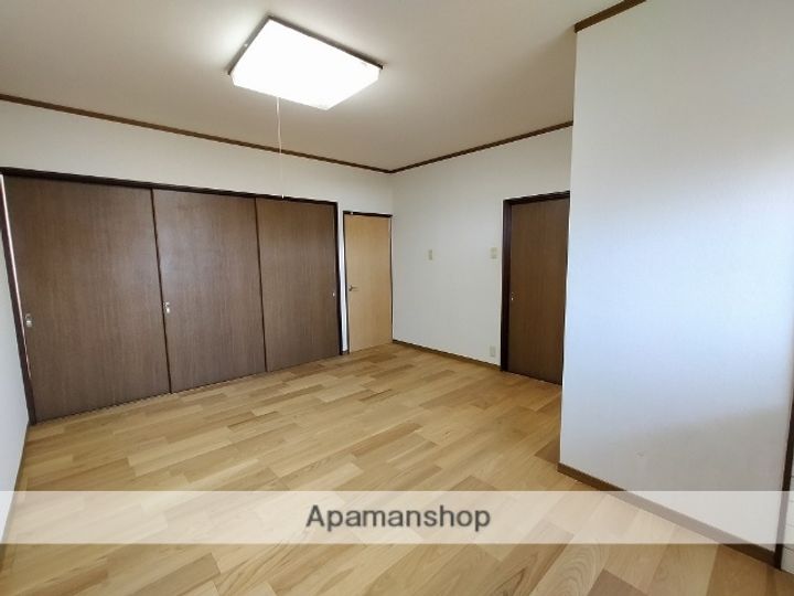 ファイン21107の内装