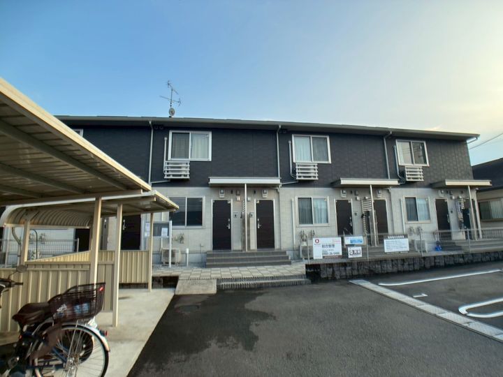 セジュールエクラ A棟の外観