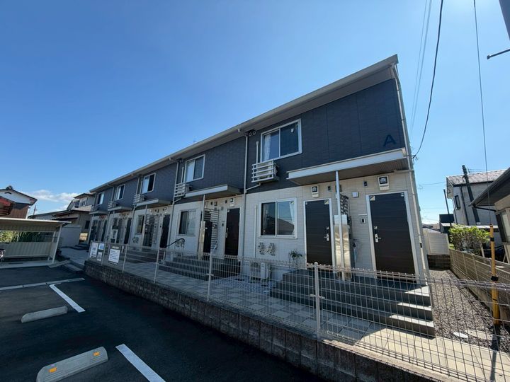 セジュールエクラ A棟の外観