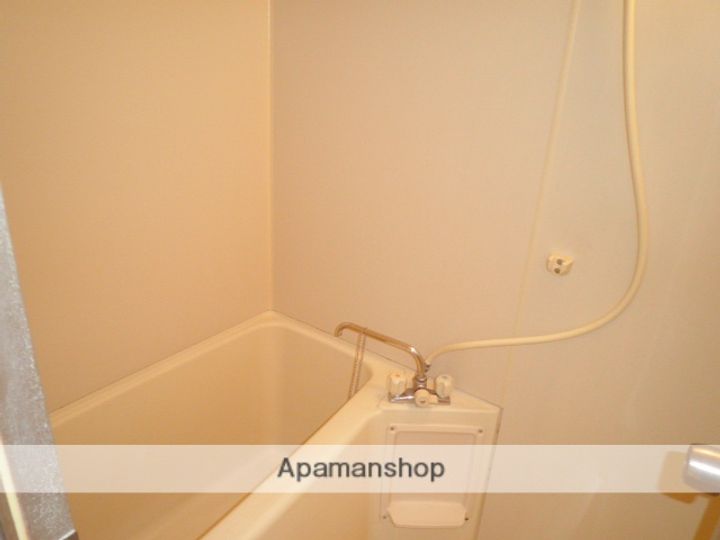 メイプルコート一万城 A・B・C棟C103の風呂