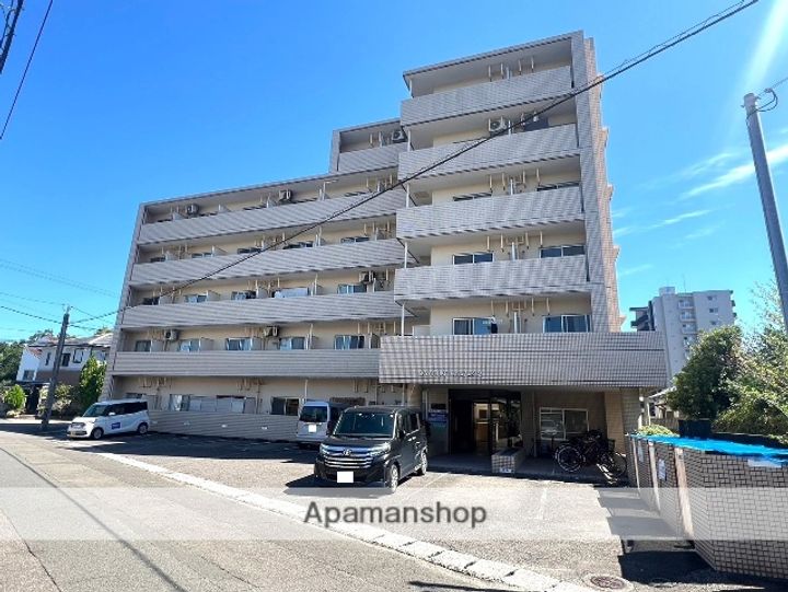 スカイコート宮崎Ⅱの外観