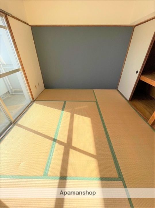 ベルヴィーユ恒久703の内装