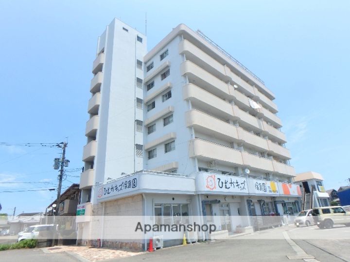 ベルヴィーユ恒久703の外観