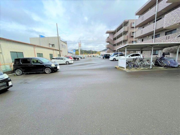 ユーミー由地のその他画像