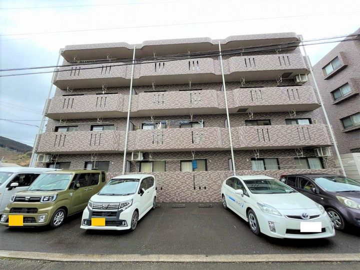 ユーミー由地の外観