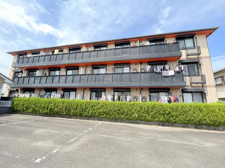 エアーズロックの外観