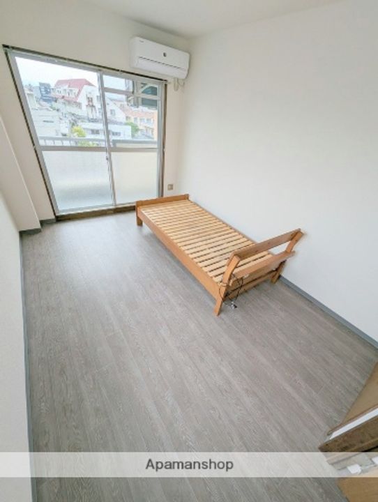 フレクション宮崎506の居間