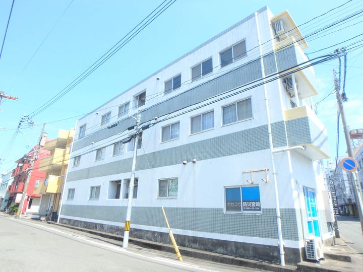 コンフォート宮崎302の外観