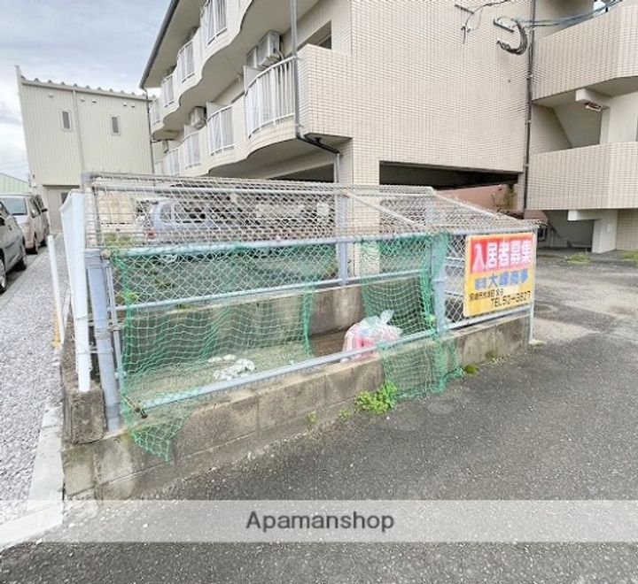 マンションニシヒロ201の外観