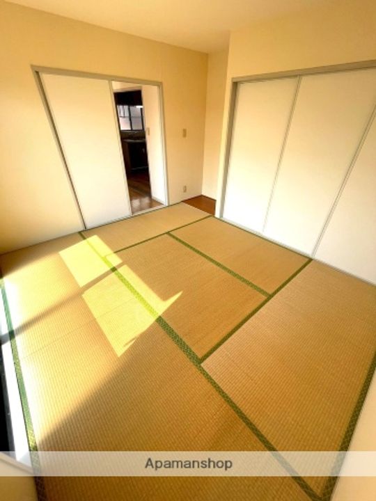 シャトル木花台H101の内装