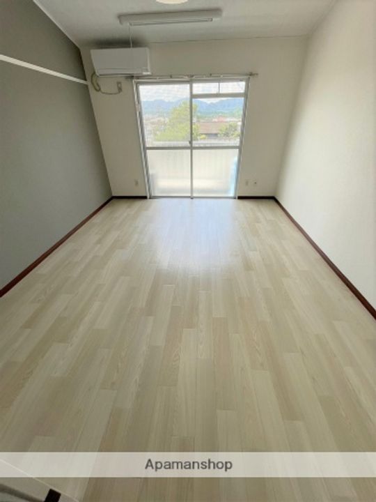 エクセルメゾン311の居間