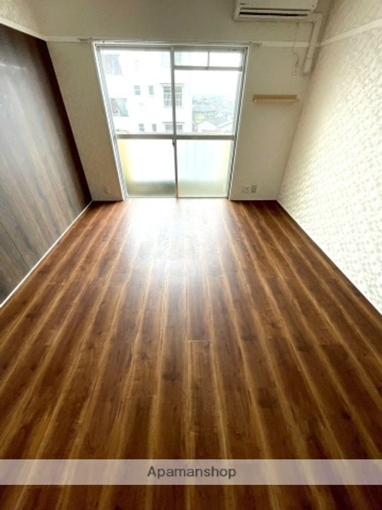 マンションDIG405の居間