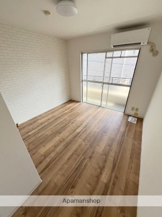 ライヴリー加納309の内装