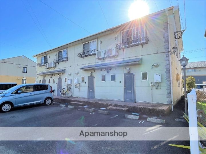 エレガンス恒久Bの外観