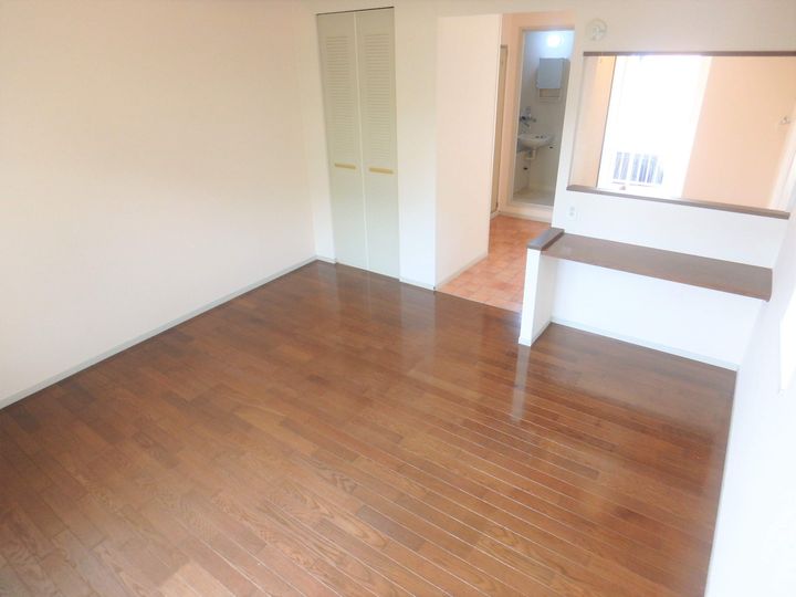 ジェネスハイツ B棟の内装