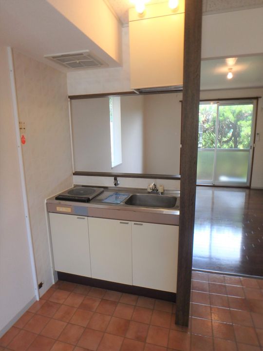 ジェネスハイツ B棟のキッチン