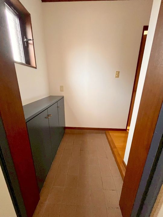 ヴェルジュ壱番館の玄関