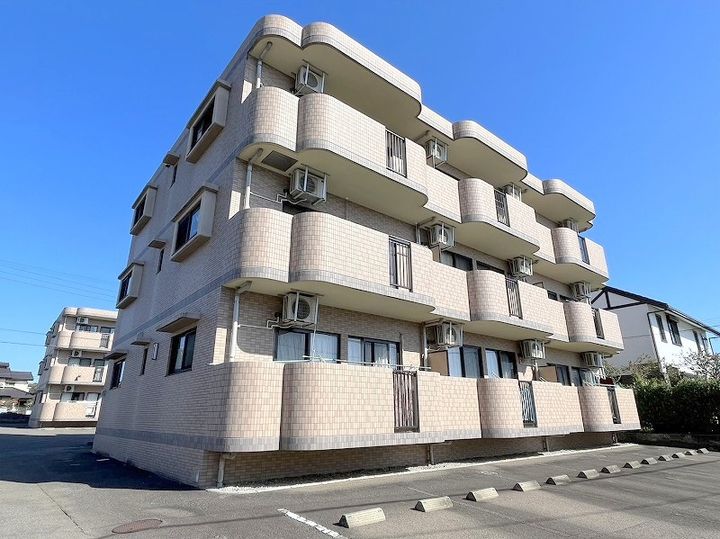 ヴェルジュ壱番館の外観