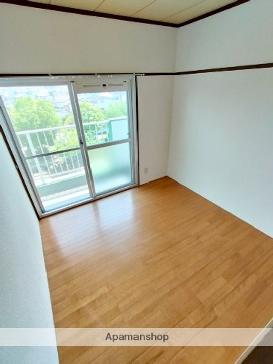 横山マンション102の内装