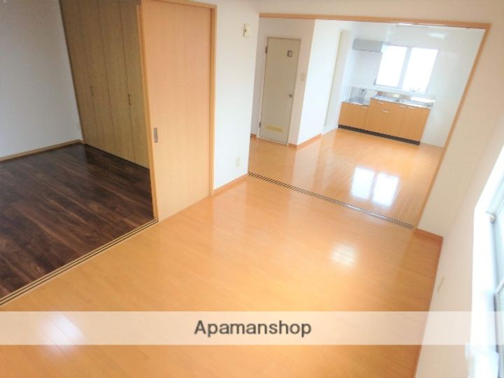 真和ビルの内装